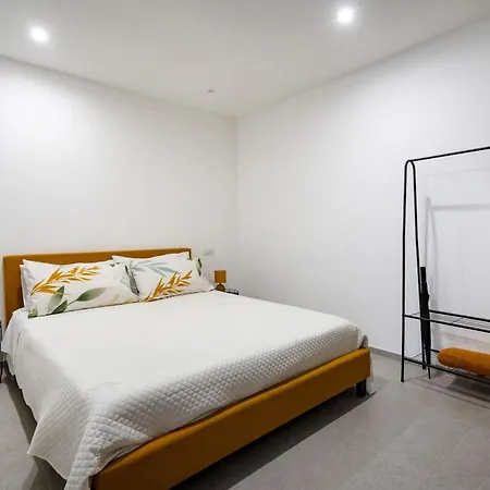 شقة فندقية Dimora Dei Colori - Yellow Light 3*