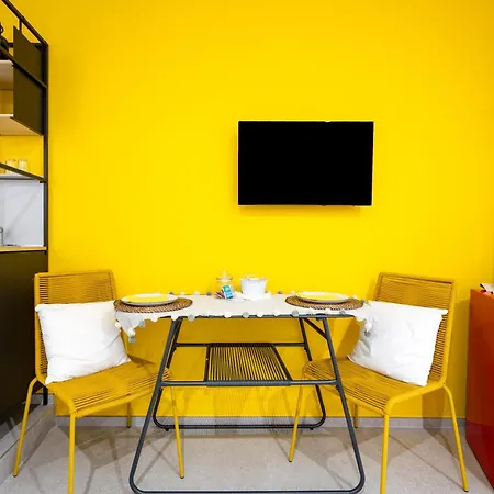 Dimora Dei Colori - Yellow Light 3* باري