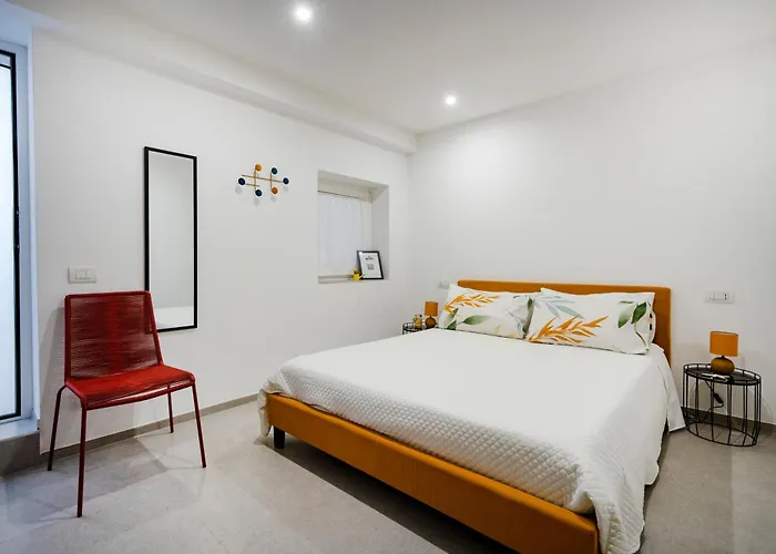 Dimora Dei Colori - Yellow Light Aparthotel